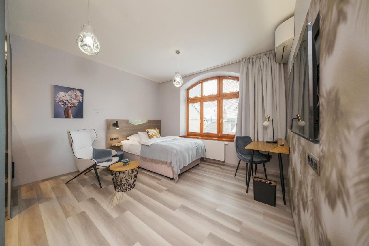 Penzion Martina**** Lanškroun Exterior foto